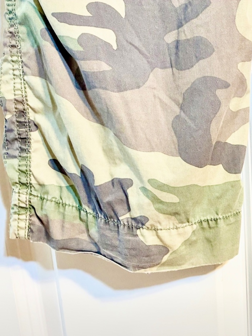 GAP Camo Pants - Picture 9 of 9